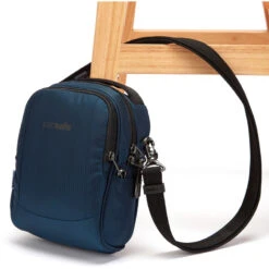 Pacsafe Metrosafe LS100 Schoudertas -Openlucht Tas Winkel iview 5035489 004 pic11
