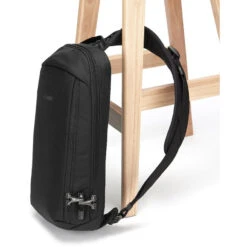 Pacsafe Vibe 325 Econyl Schoudertas 13 Pacsafe Vibe 325 Econyl Schoudertas -Openlucht Tas Winkel iview 5042490 001 pic6