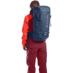 Ortovox Dames Peak 38 S Dry Rugzak -Openlucht Tas Winkel iview 5045471 001 pic3