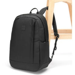 Pacsafe Go 25L Rugzak -Openlucht Tas Winkel iview 5045527 001 pic6